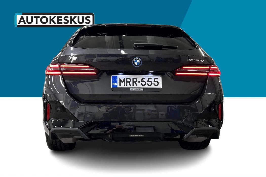 BMW i5 2026