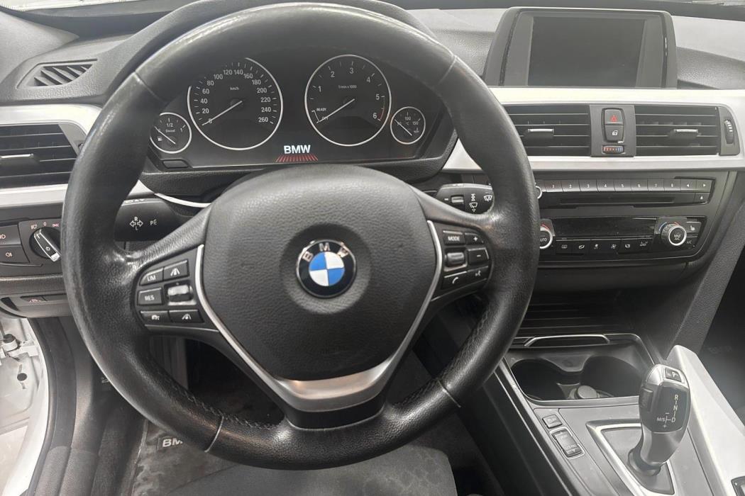 BMW 3-SARJA 2016