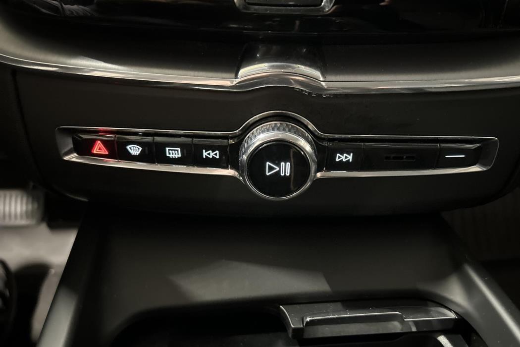 VOLVO XC60 2020