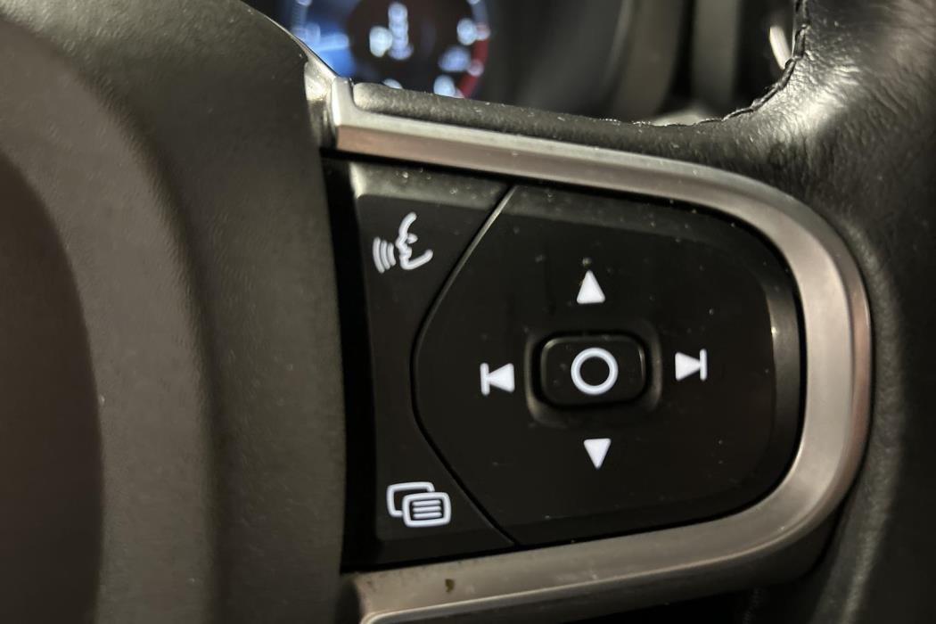 VOLVO XC60 2020