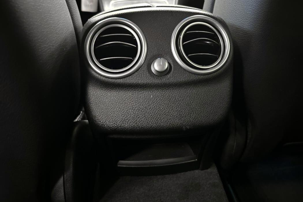 MERCEDES-BENZ C 2018