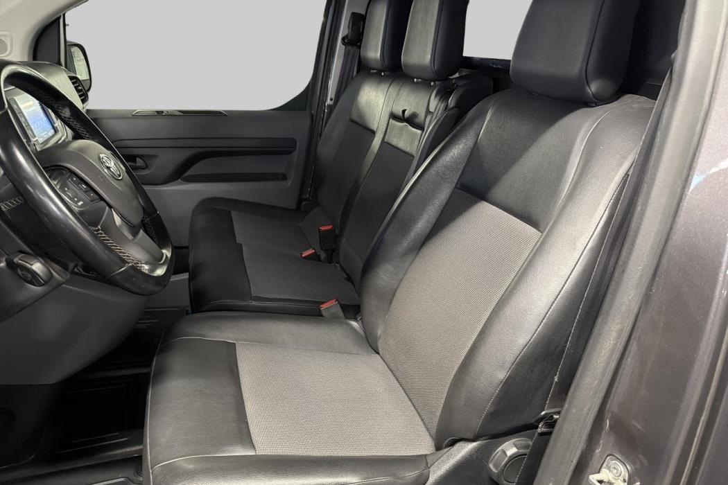 TOYOTA Proace 2020