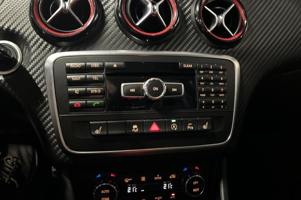 MERCEDES-BENZ A 45 AMG 2015