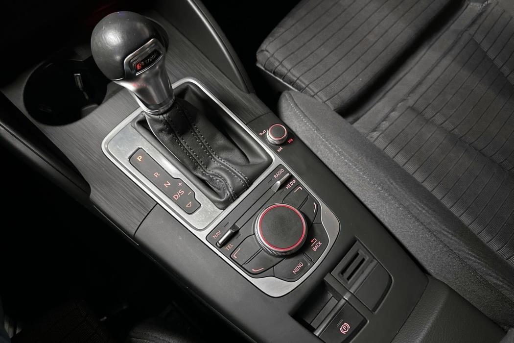AUDI A3 2016