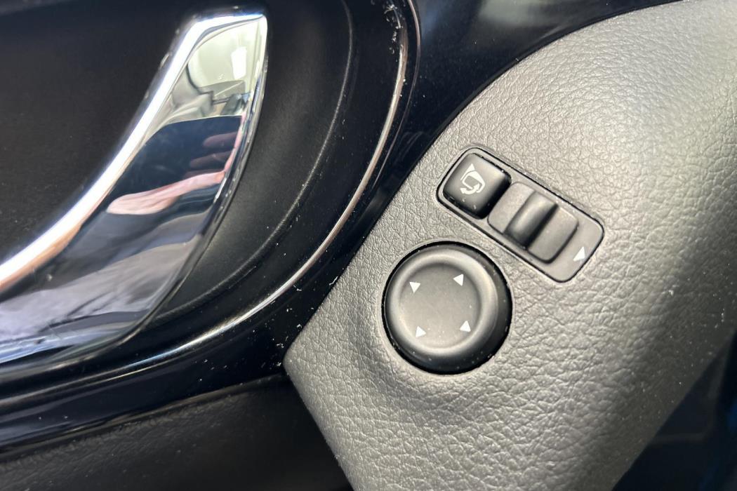 NISSAN Qashqai 2018