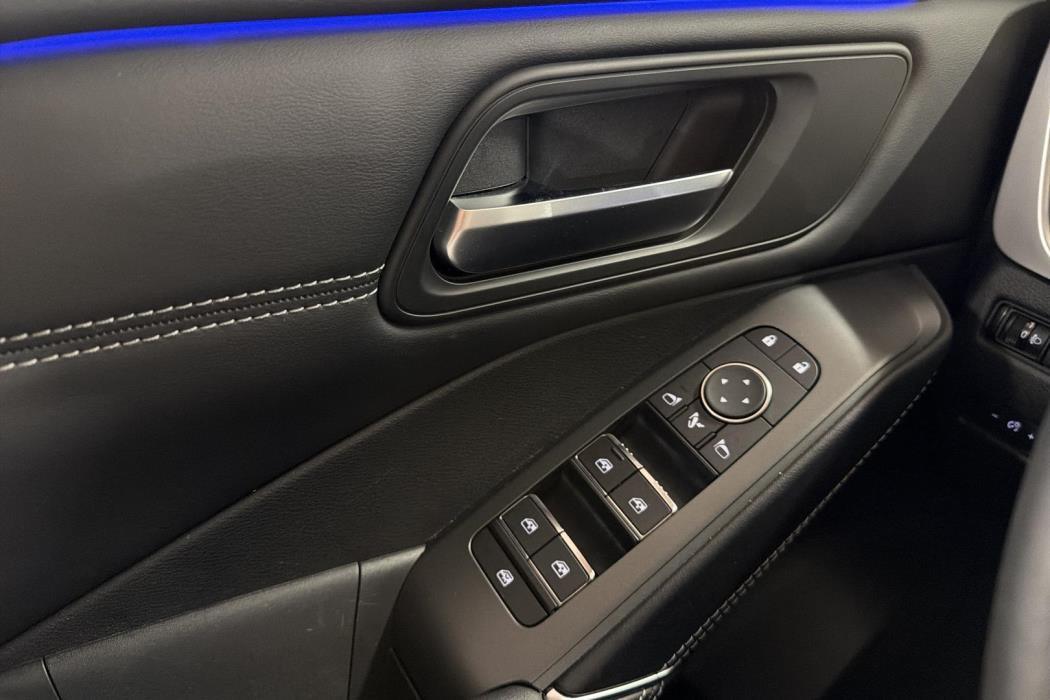 NISSAN Qashqai 2025