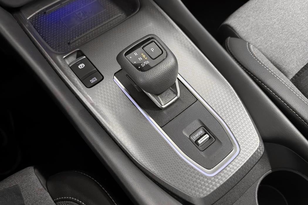 NISSAN Qashqai 2025