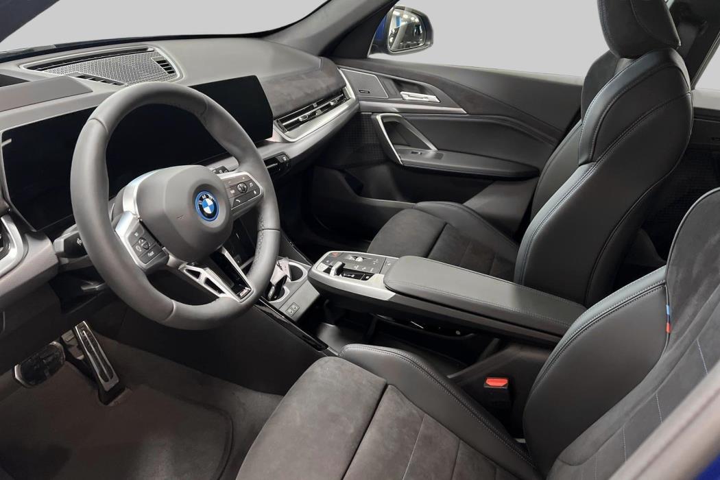 BMW iX1 2026