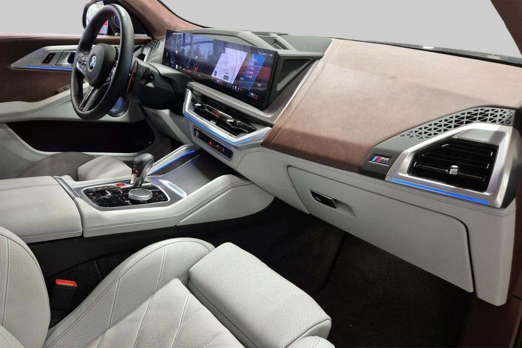 BMW XM 2025