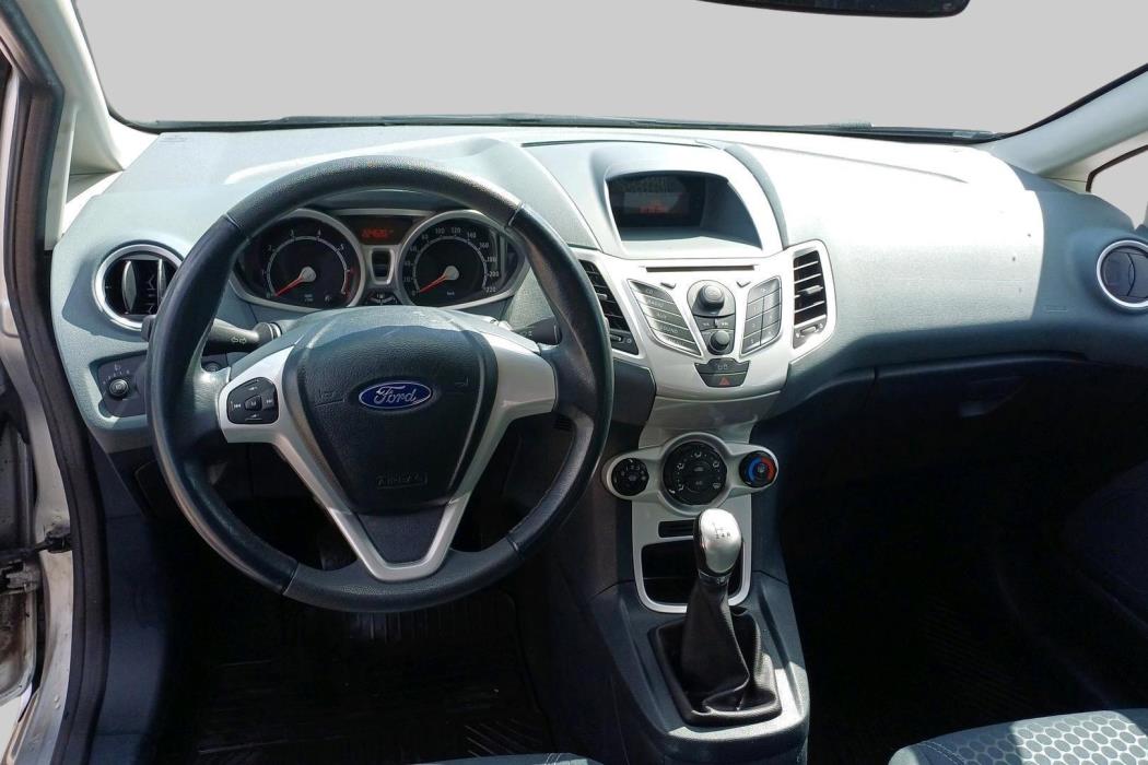 FORD Fiesta 2010