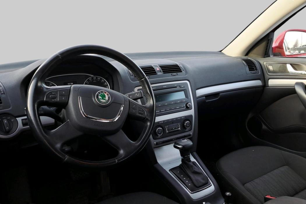 SKODA Octavia 2013