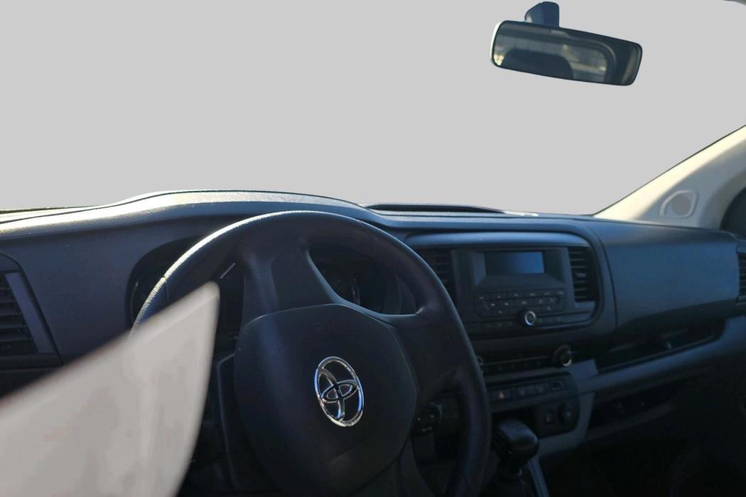 TOYOTA Proace 2018