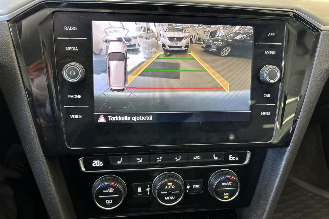 VOLKSWAGEN Passat 2019