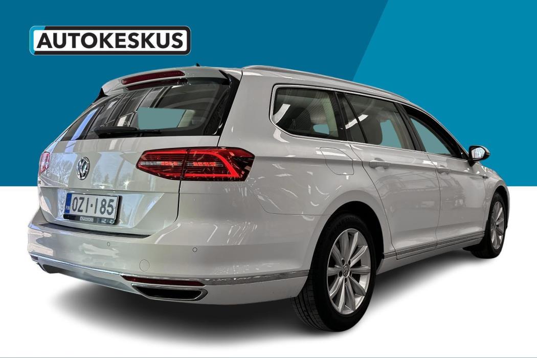 VOLKSWAGEN Passat 2019