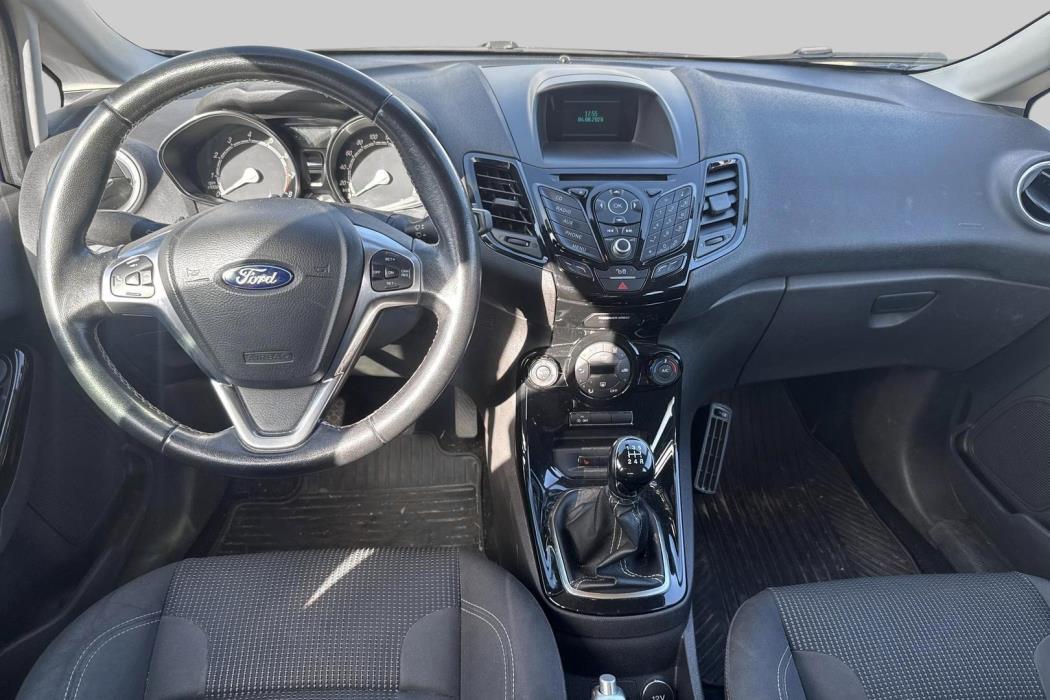 FORD Fiesta 2015