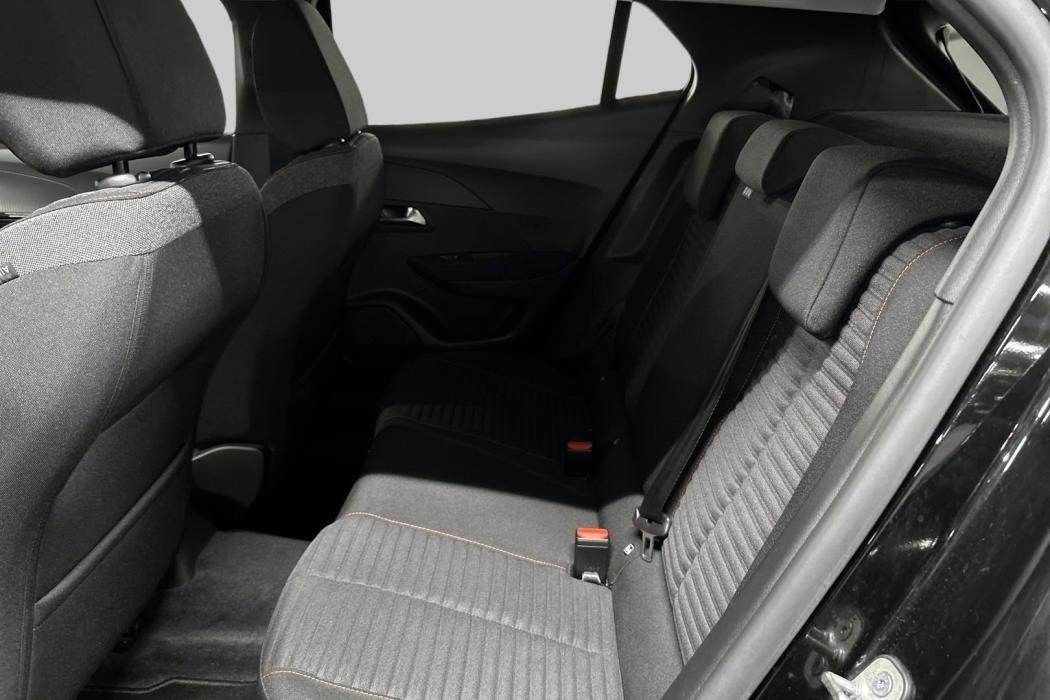 PEUGEOT 2008 2021