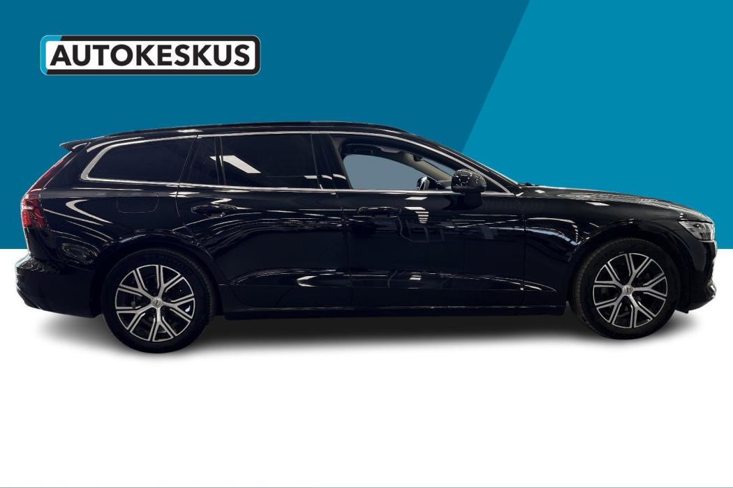 VOLVO V60 2023