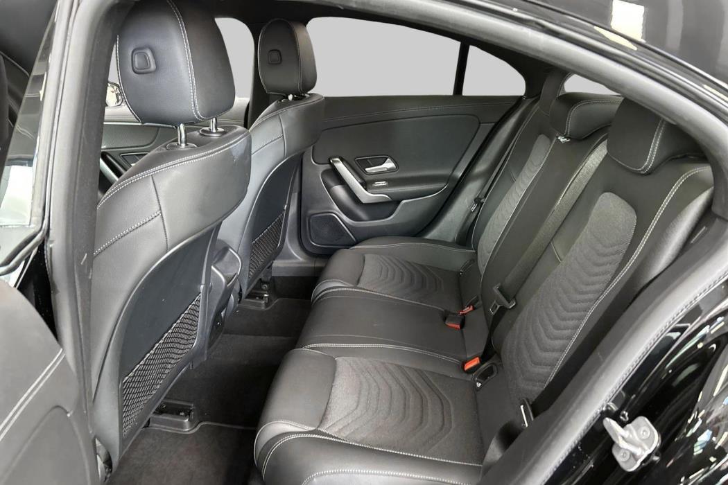 MERCEDES-BENZ CLA 2023