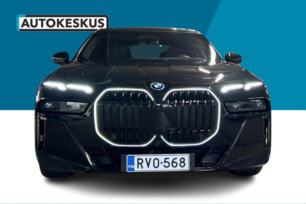 BMW i7 2025