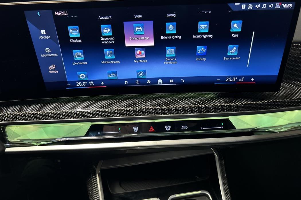 BMW i7 2025