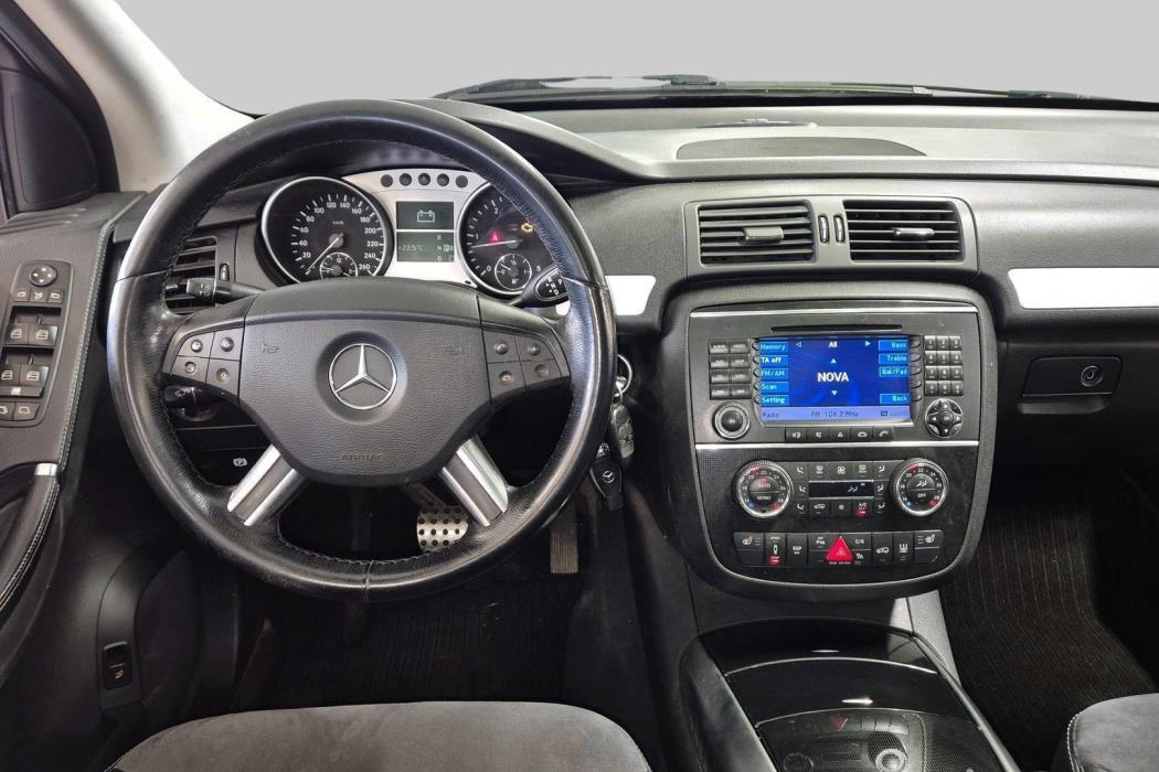 MERCEDES-BENZ R 2008