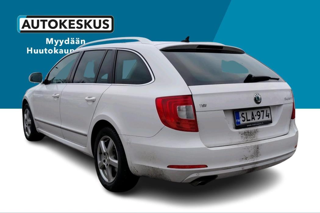 SKODA Superb 2013