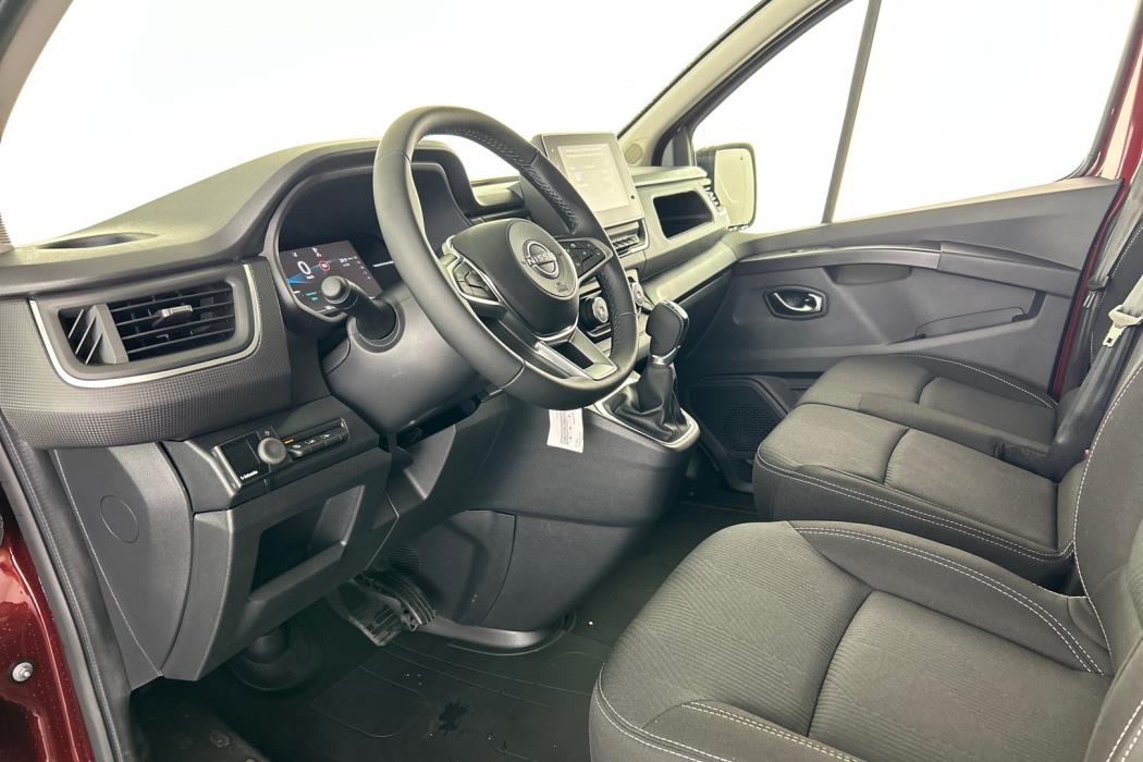 NISSAN Primastar 2025