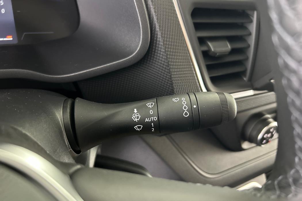 NISSAN Primastar 2025