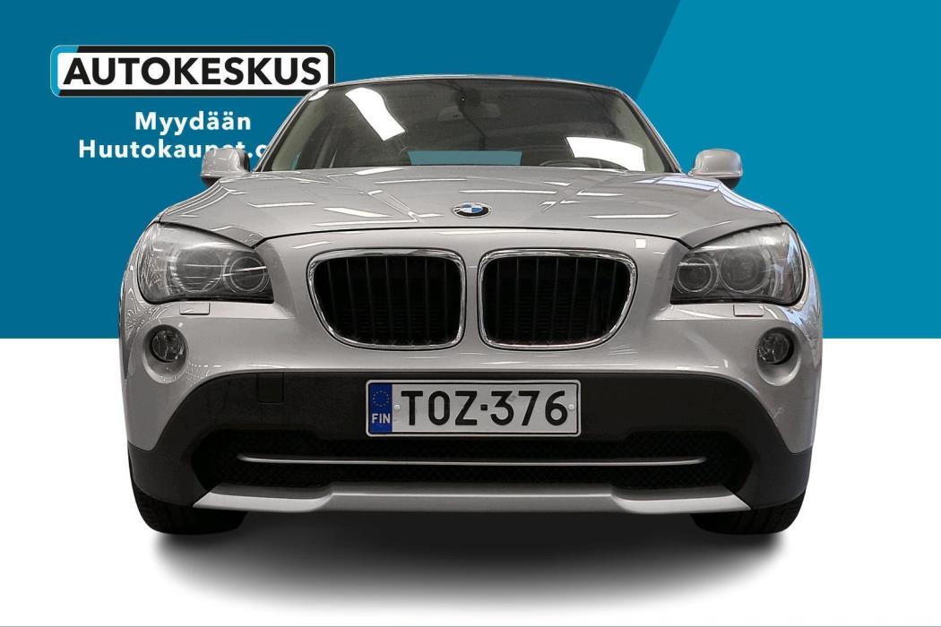 BMW X1 2011