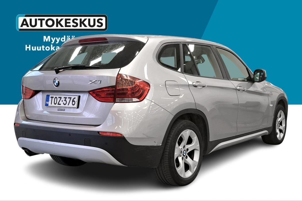 BMW X1 2011