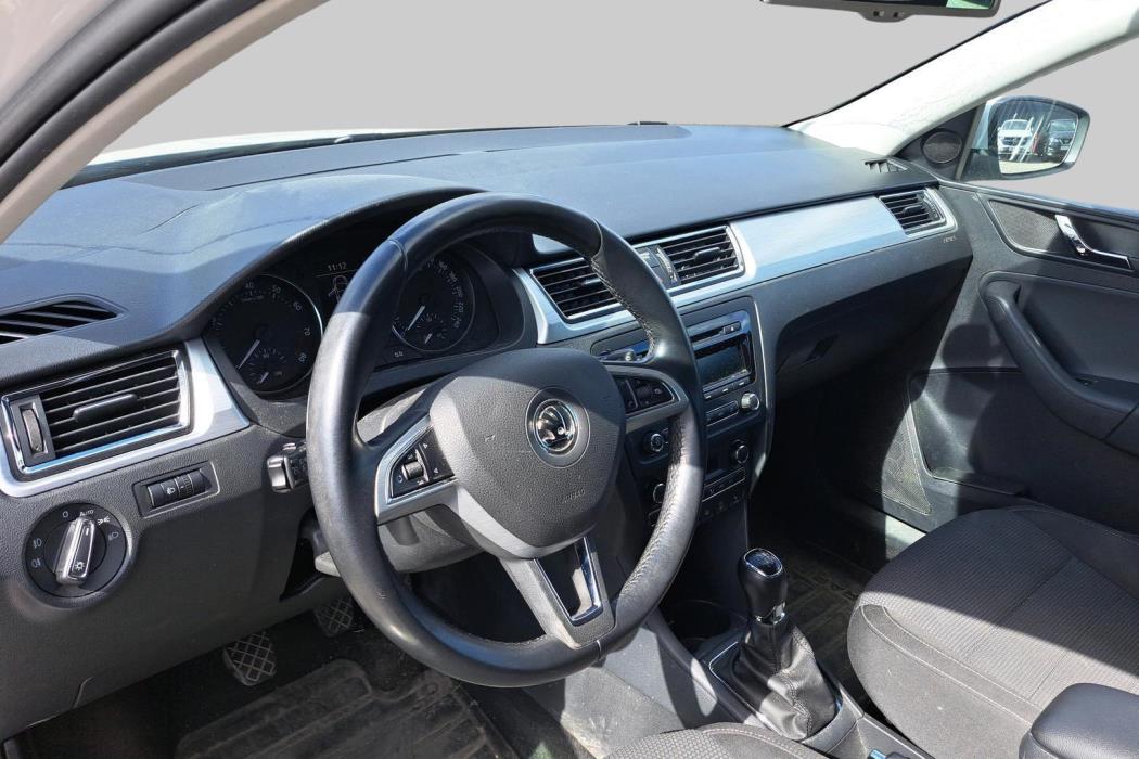 SKODA Rapid 2015