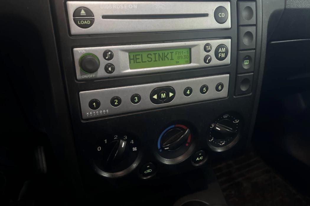 FORD Fusion 2004