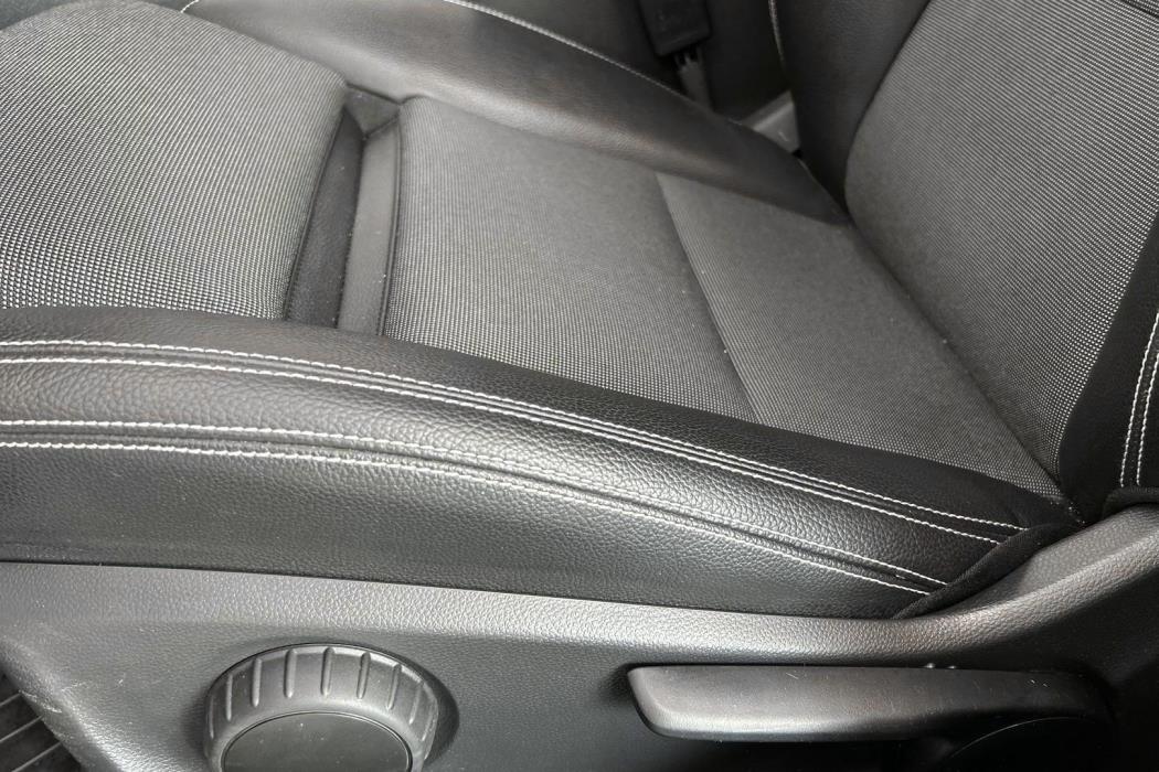 MERCEDES-BENZ A 2017