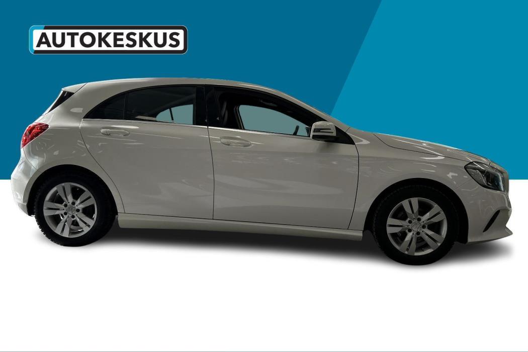 MERCEDES-BENZ A 2017