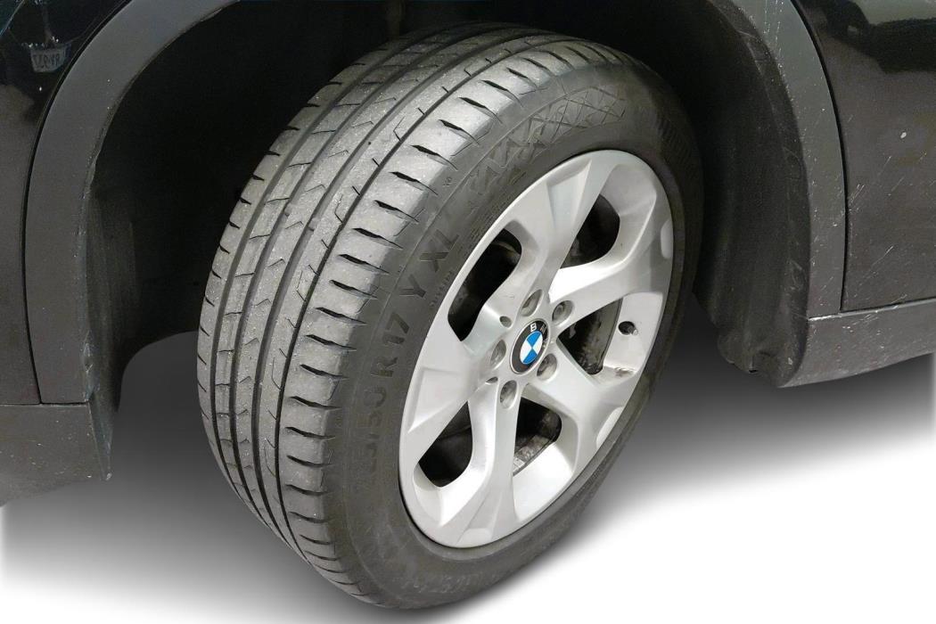 BMW X1 2011