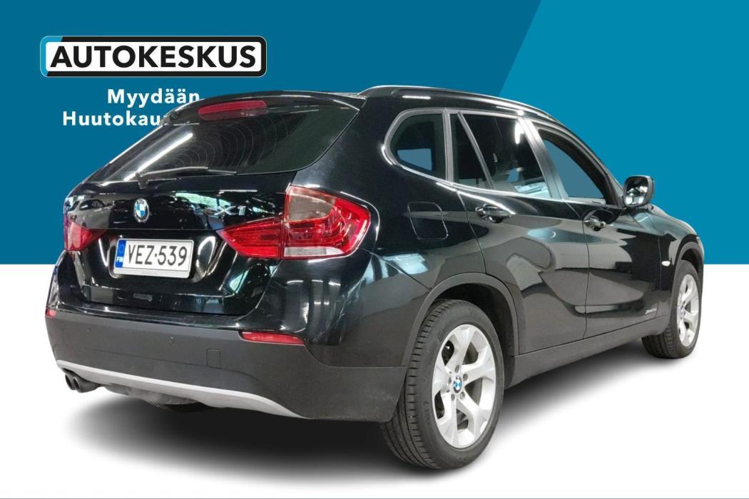 BMW X1 2011