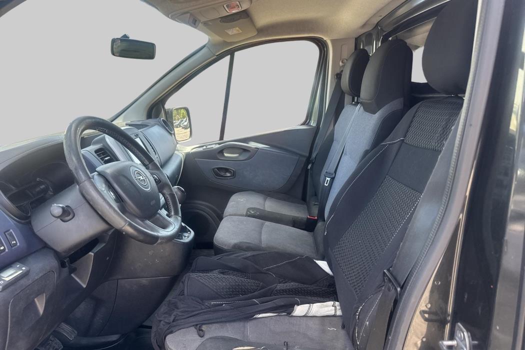 OPEL Vivaro 2015