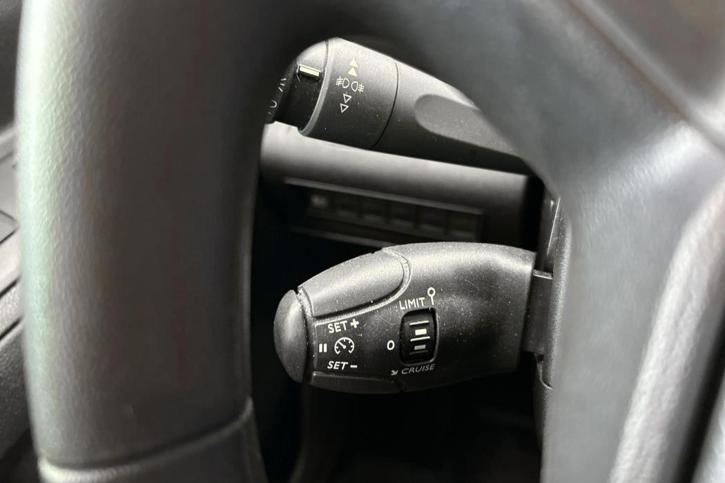 PEUGEOT e-Partner 2023