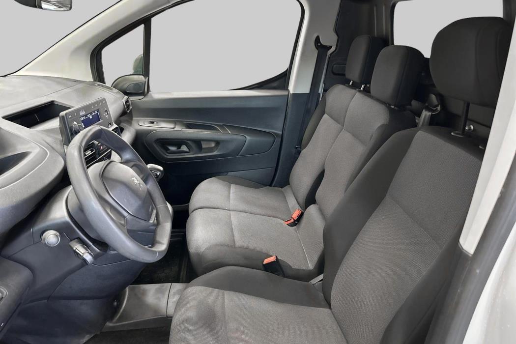PEUGEOT Partner 2023
