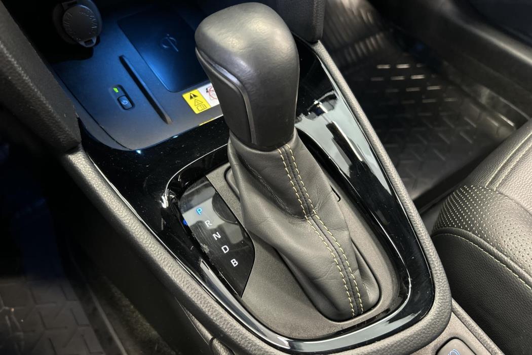 TOYOTA Yaris Cross 2022