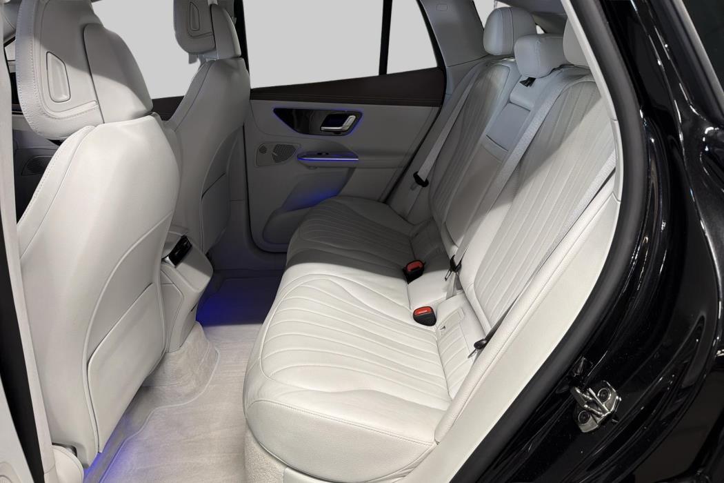 MERCEDES-BENZ EQE SUV 2023