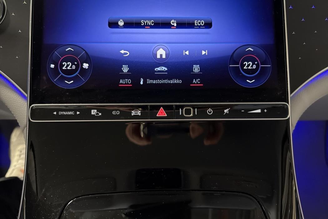 MERCEDES-BENZ EQE SUV 2023