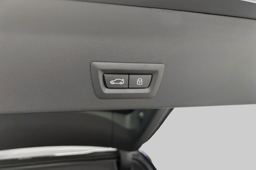 BMW iX3 2026