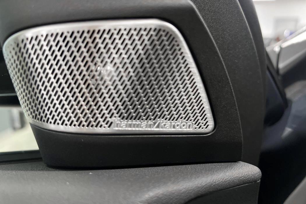 BMW iX3 2026