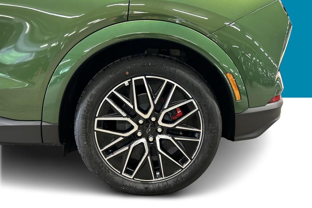 FORD Mustang Mach-E 2026