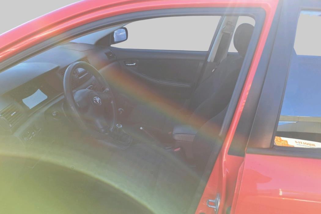 TOYOTA Corolla 2005