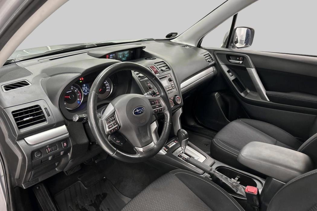 SUBARU Forester 2013