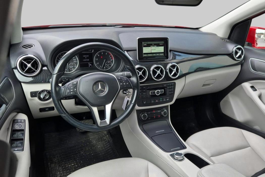 MERCEDES-BENZ B 2014