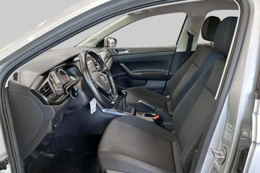 VOLKSWAGEN Polo 2020