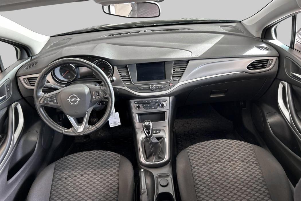 OPEL Astra 2021